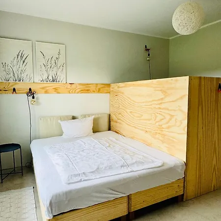 Hof Himmelgruen * Saal